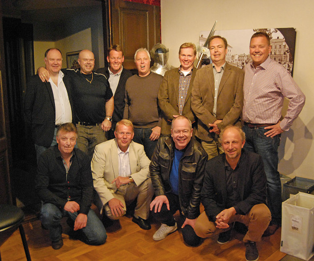 Övre raden från vänster: Mats Rollén, Joe Formgren, Tom Widorson, Kjell Timmerholm, Magnus Brändeskär, Thomas Andersson och Roger Alm. Nedre raden från vänster: Lars Lindh, Leif Carlsson, Peter Hultman och Stefan Åsbrink.