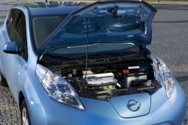 Under huven på Nissan LEAF