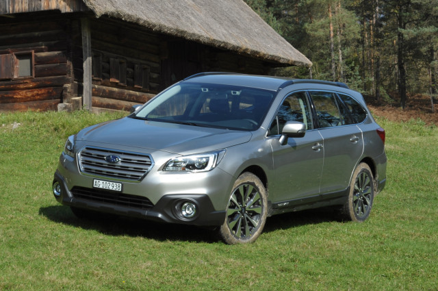 Nya Outback drivs av den senaste generationen Subaru Boxermotorer